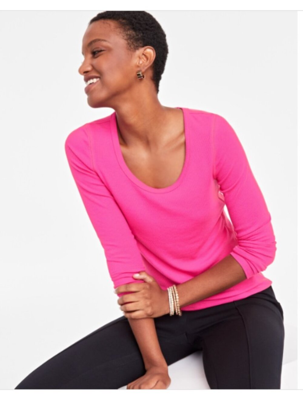 On 34th Women's Scoop-Neck Ribbed Long-Sleeve Top